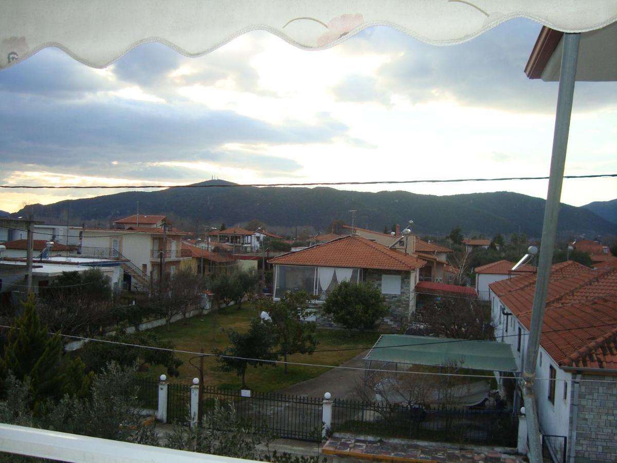 Polis΄ House Apartment Vrasna Exterior photo
